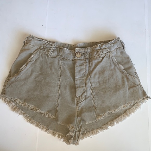 Free People Shorts Size 10 Tan - Picture 1 of 7